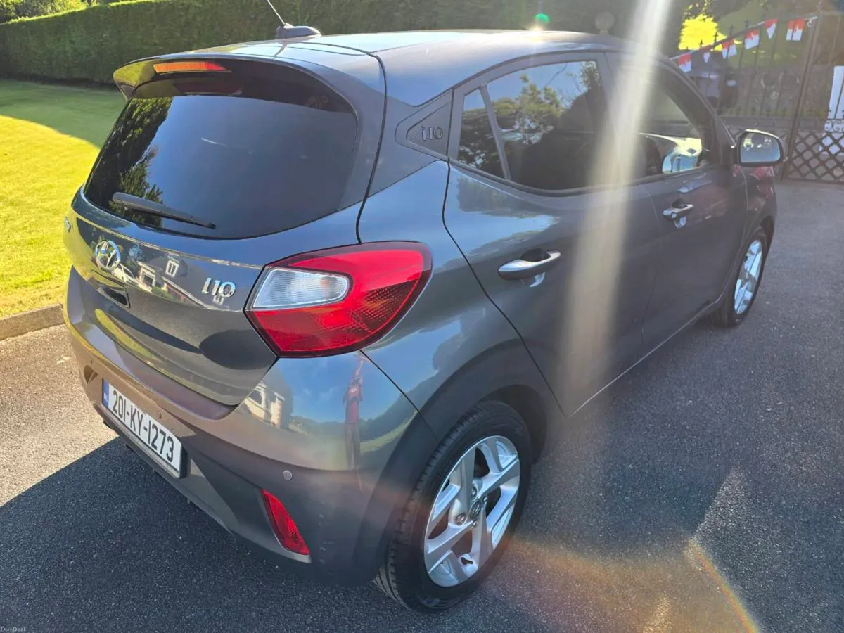 Automatic Hyundai I10 Low KM - Image 4