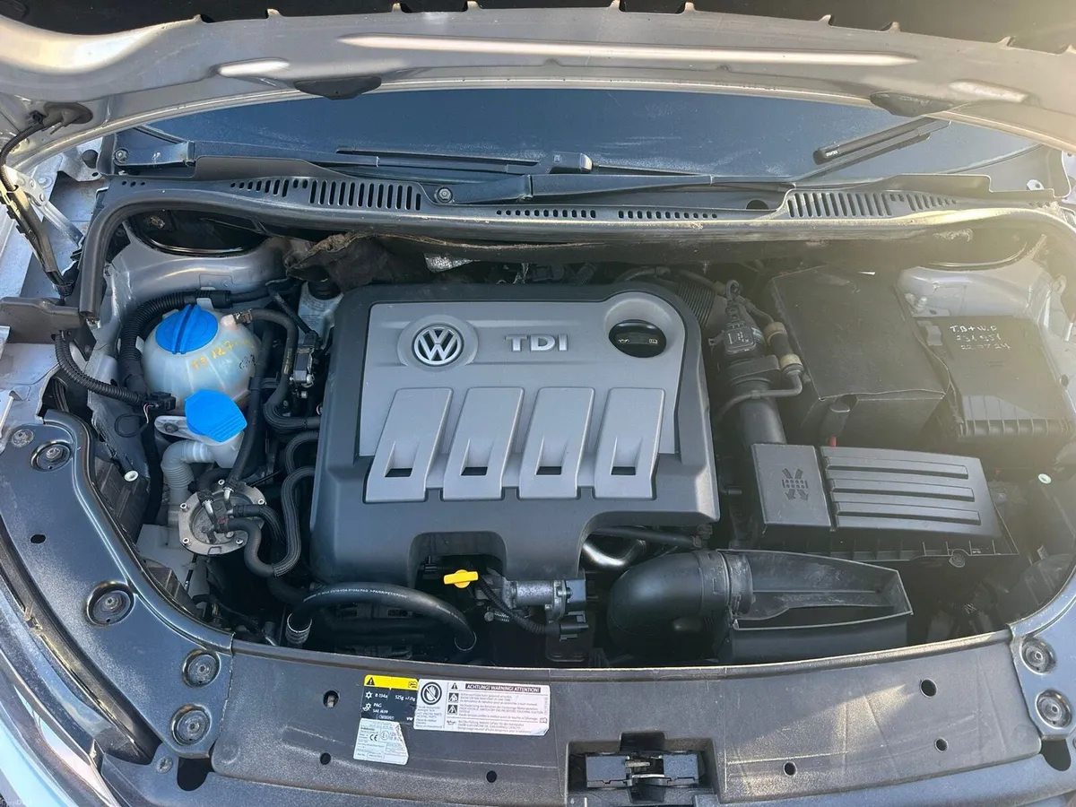 Volkswagen touren - Image 3
