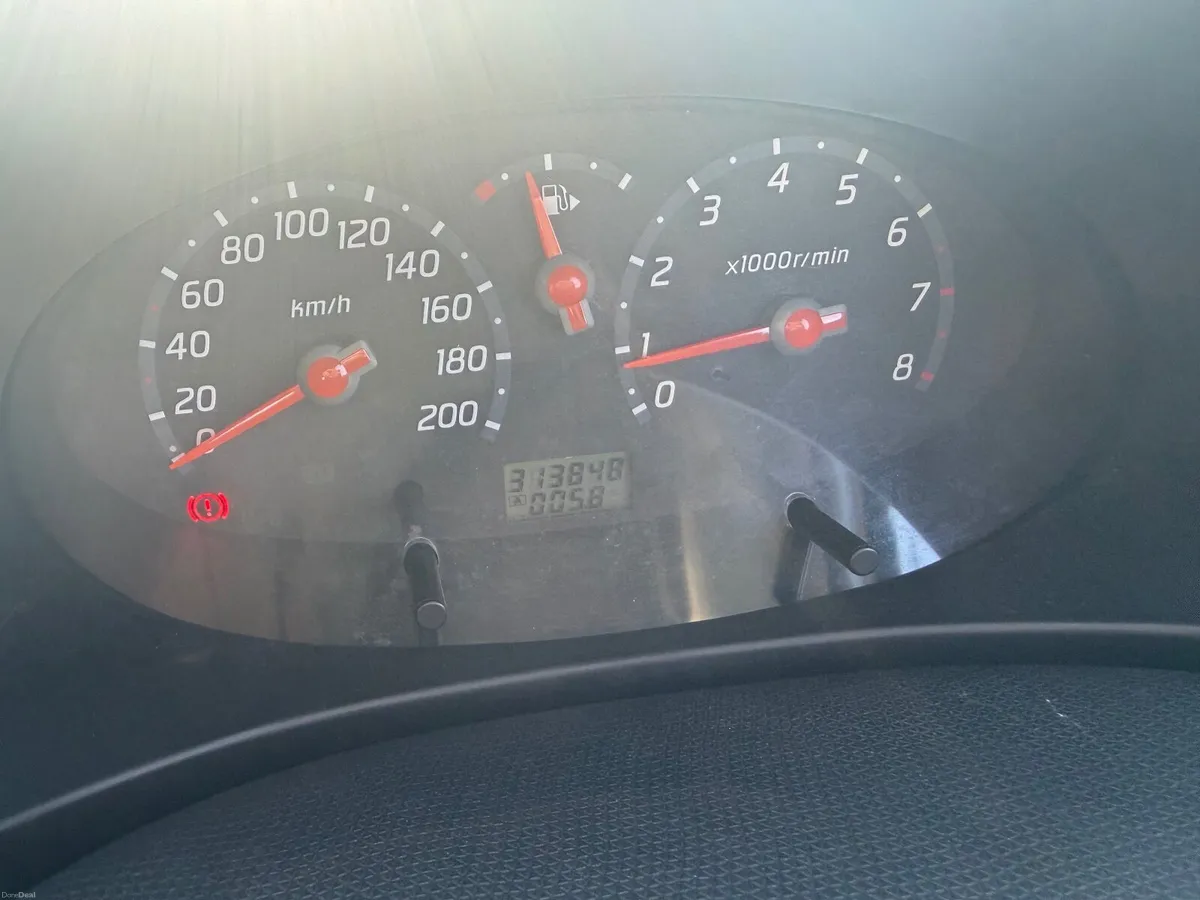 Nissan Micra 2005 - Image 6