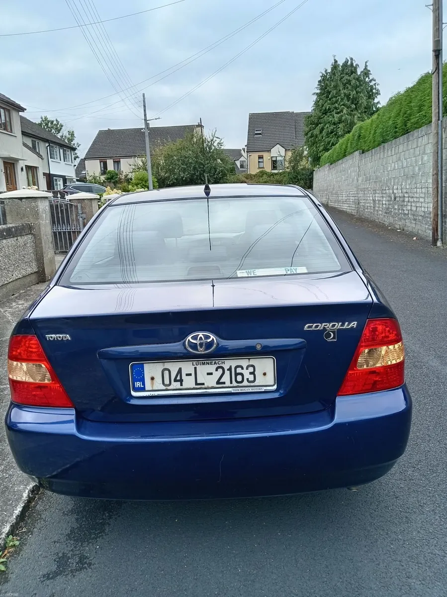 Toyota Corolla 2004 - Image 1