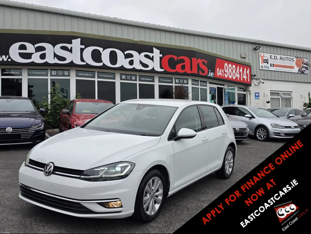 Volkswagen Golf 1.2 TSI AUTOMATIC COMFRTLINE - CAR - Image 1