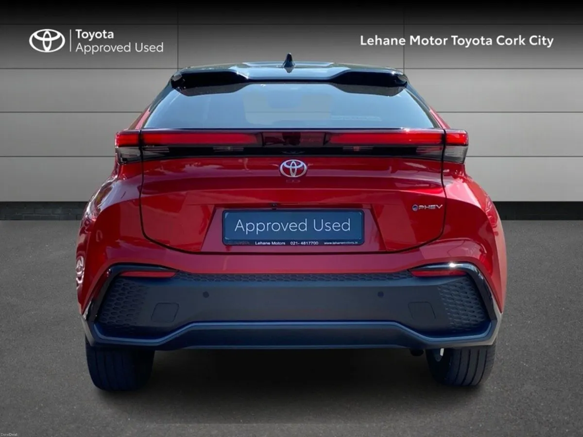 Toyota C-HR C-HR PHEV SOL - Image 4