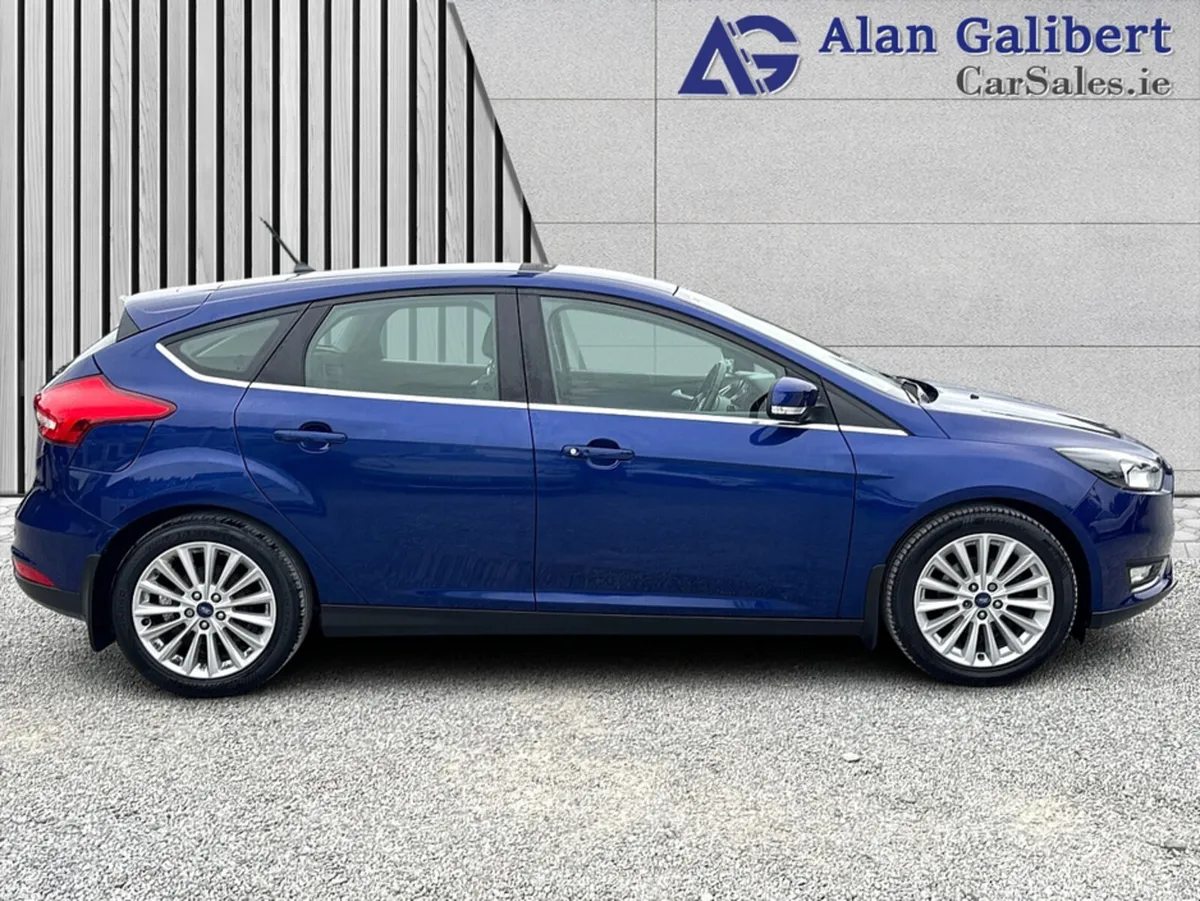 Ford Focus TITANIUM 1.5 TD - Image 3