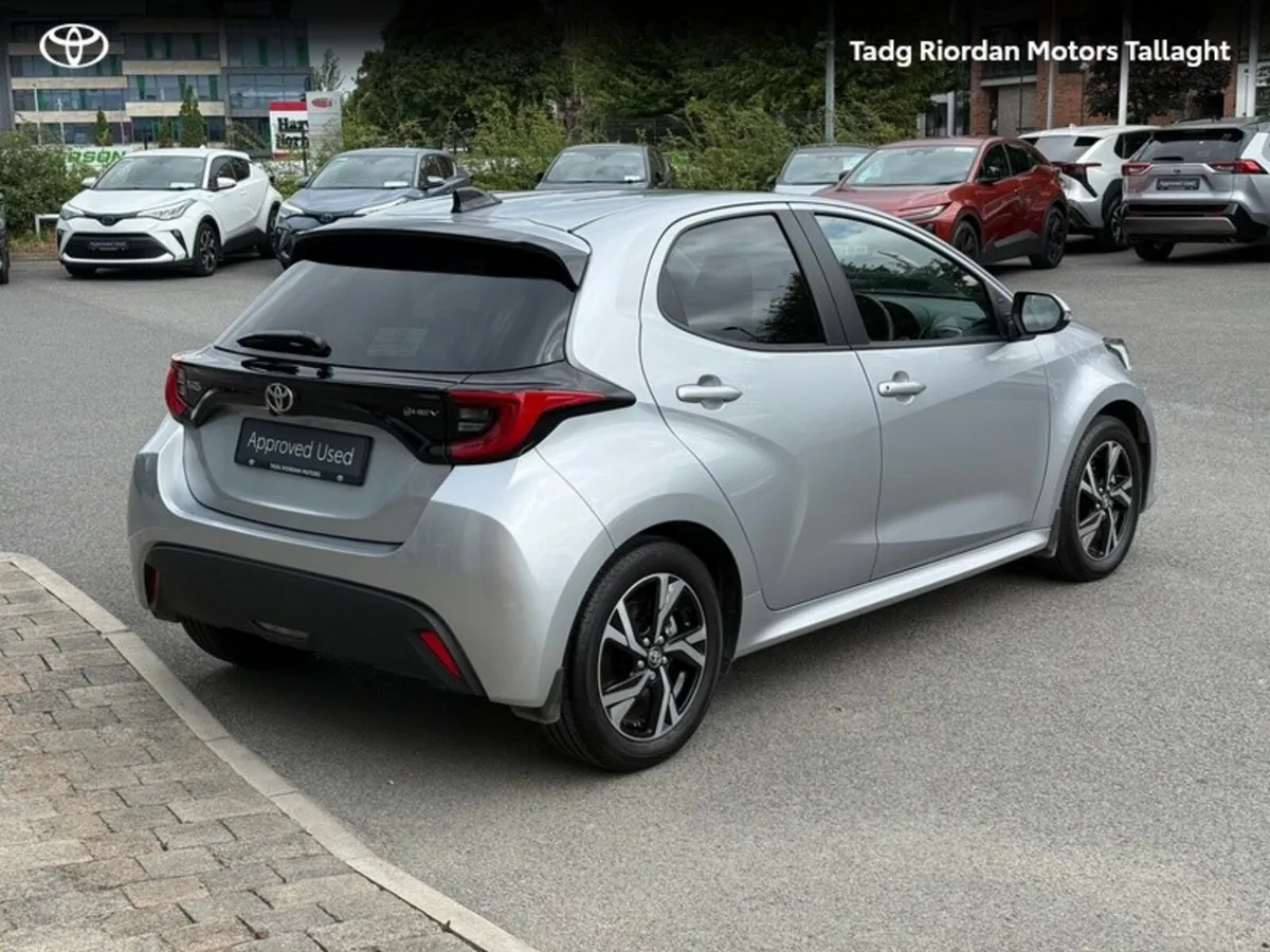 Toyota Yaris Yaris HEV Sport - Image 2