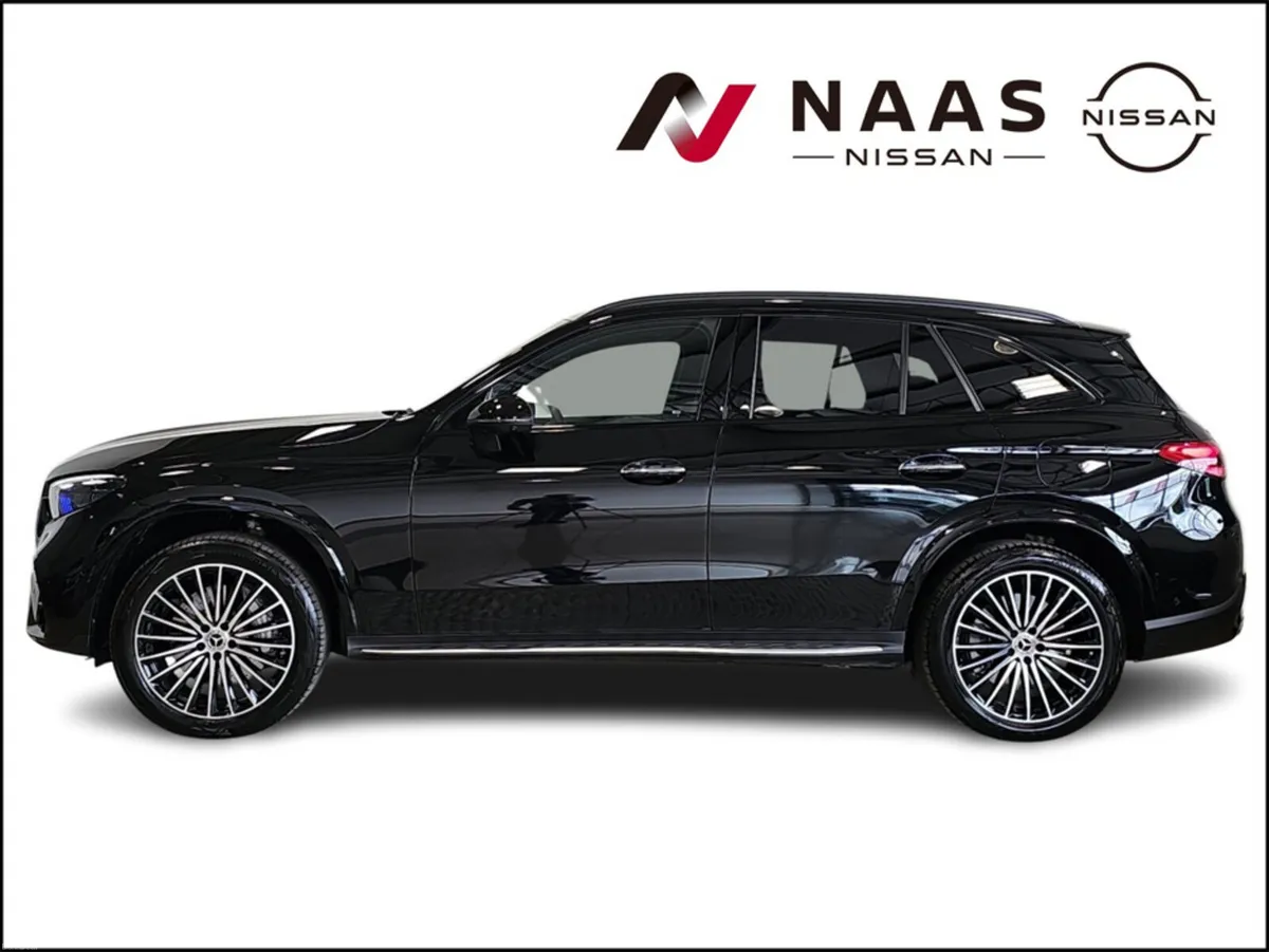 Mercedes-Benz GLC AMG PREMIUM PLUS 300 e 4MATIC - Image 3