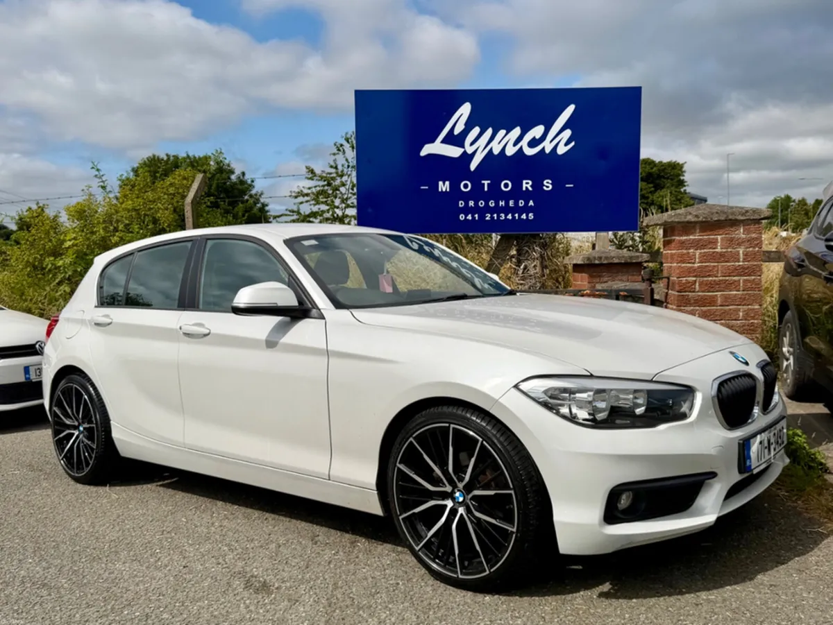 BMW 1-Series D EFFICIENCY DYNAMICS PLUS 5DR - Image 2