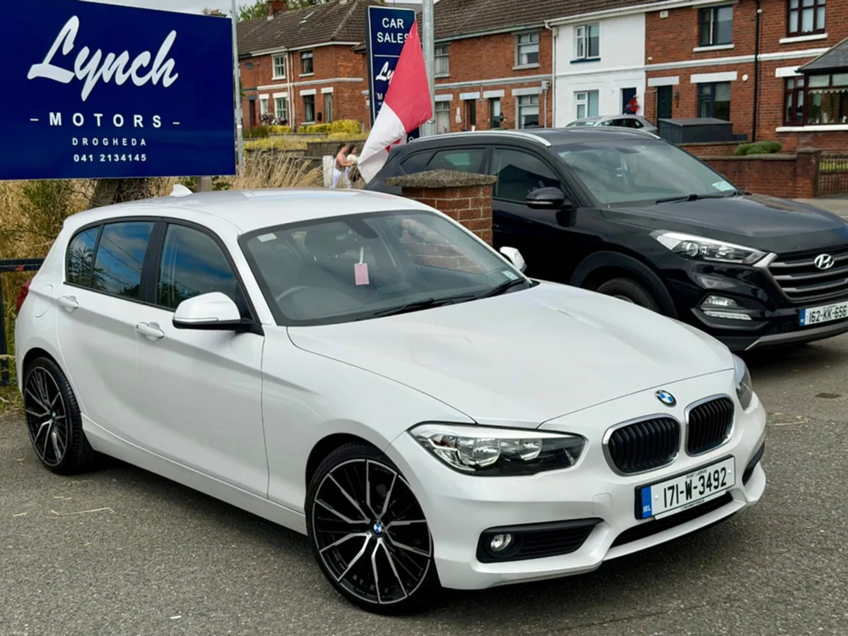 BMW 1-Series D EFFICIENCY DYNAMICS PLUS 5DR - Image 4