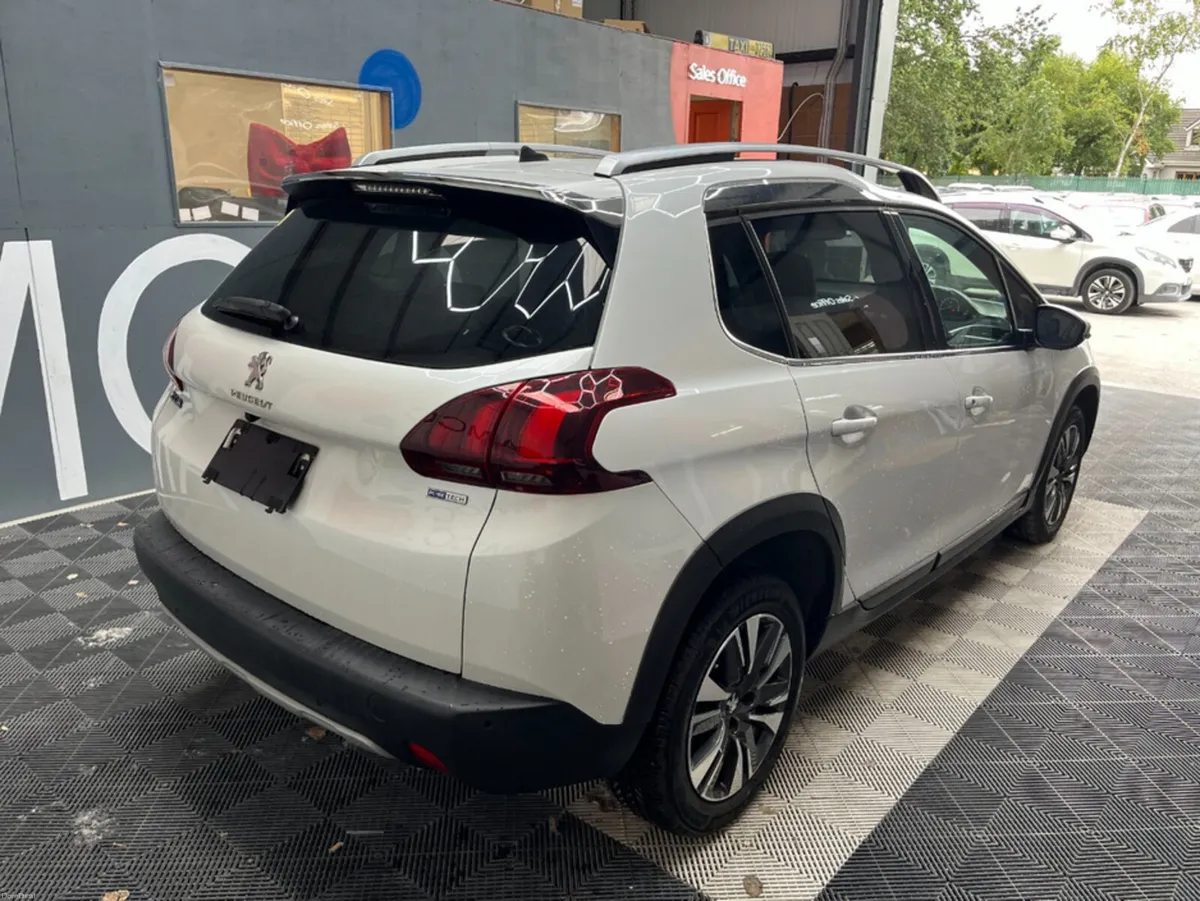 Peugeot 2008 2018 PEUGEOT 2008 1.2 AUTOMATIC / CRU - Image 2