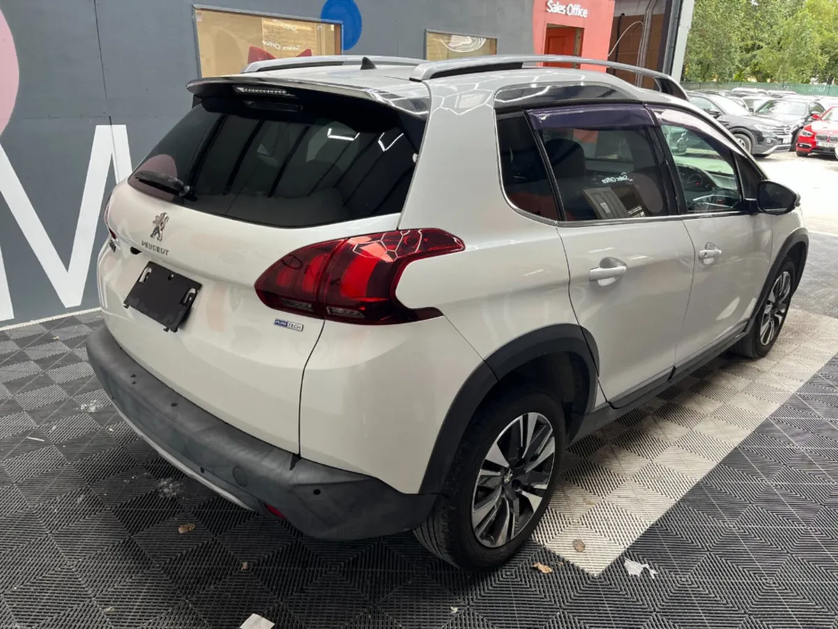 Peugeot 2008 2017 PEUGEOT 2008 1.2 AUTOMATIC / CRU - Image 2
