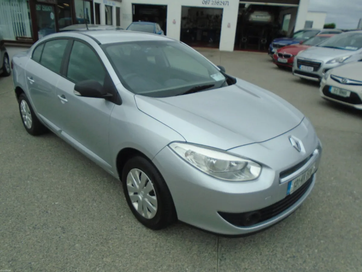 Renault Fluence EXPRESSION 1.5 DCI 90 4DR - Image 5