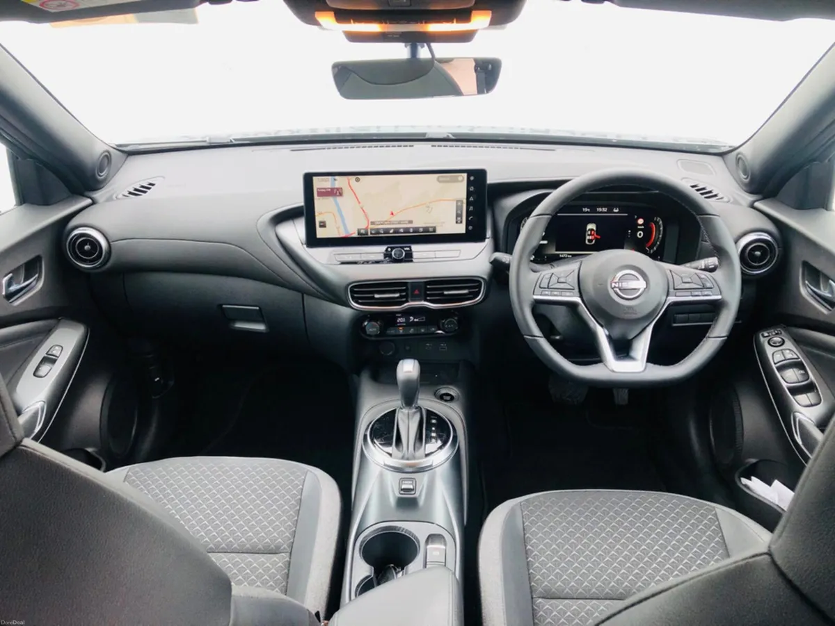 Nissan Juke Hybrid Auto SV Premium 1.6 upgraded mo - Image 3