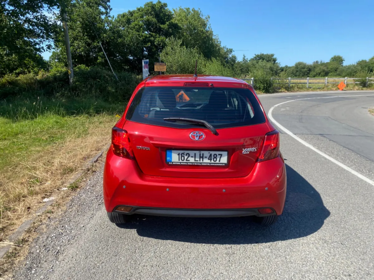 Toyota Yaris 1.4 D-4D LUNA 4DR - Image 6
