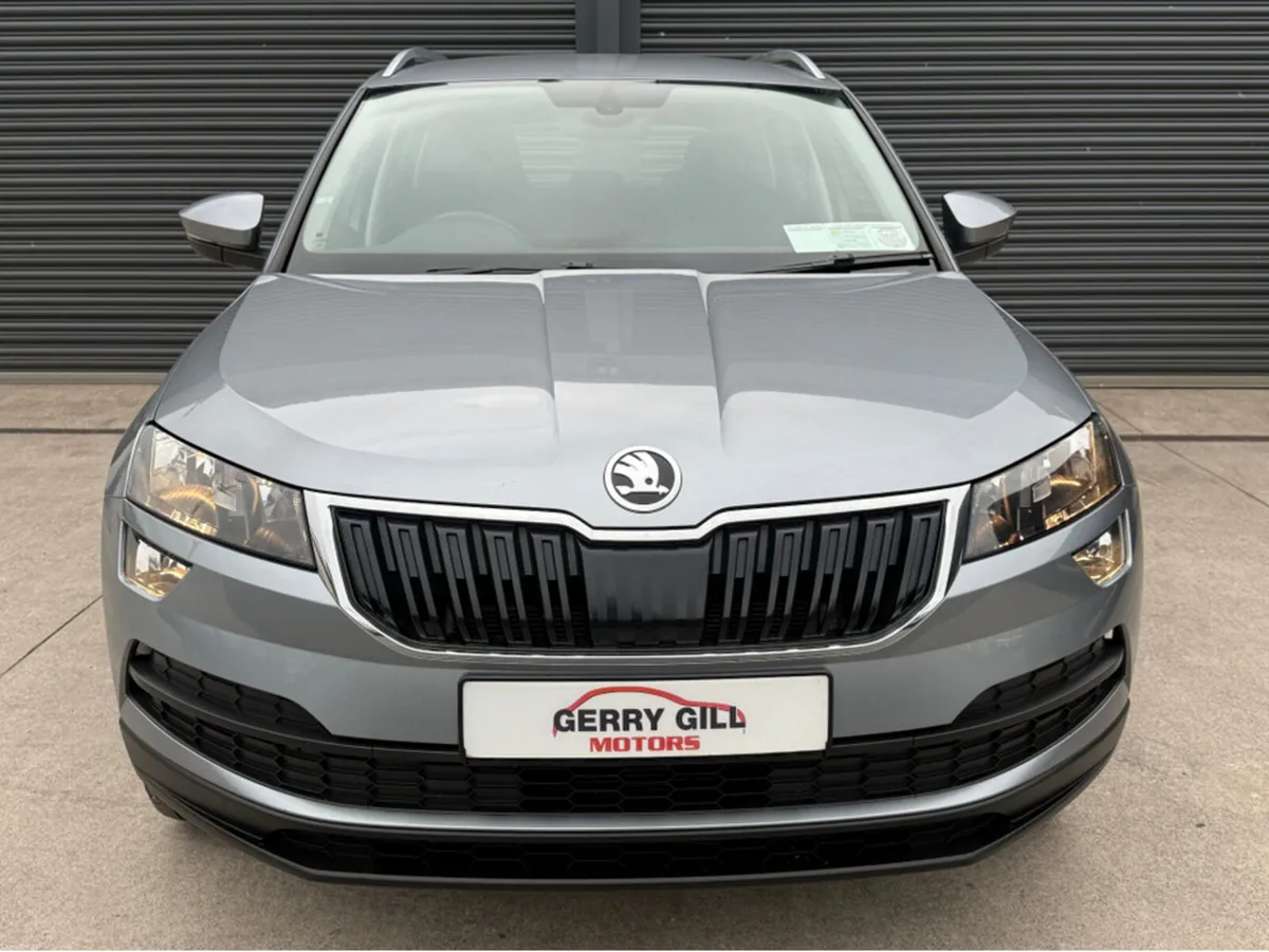 Skoda Karoq AMBITION 1.6 TDI 115HP 4DR - Image 2