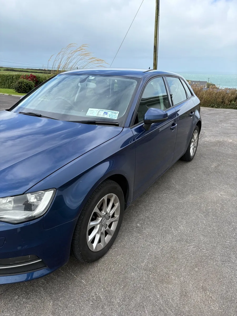 Audi A3 2015 - Image 2