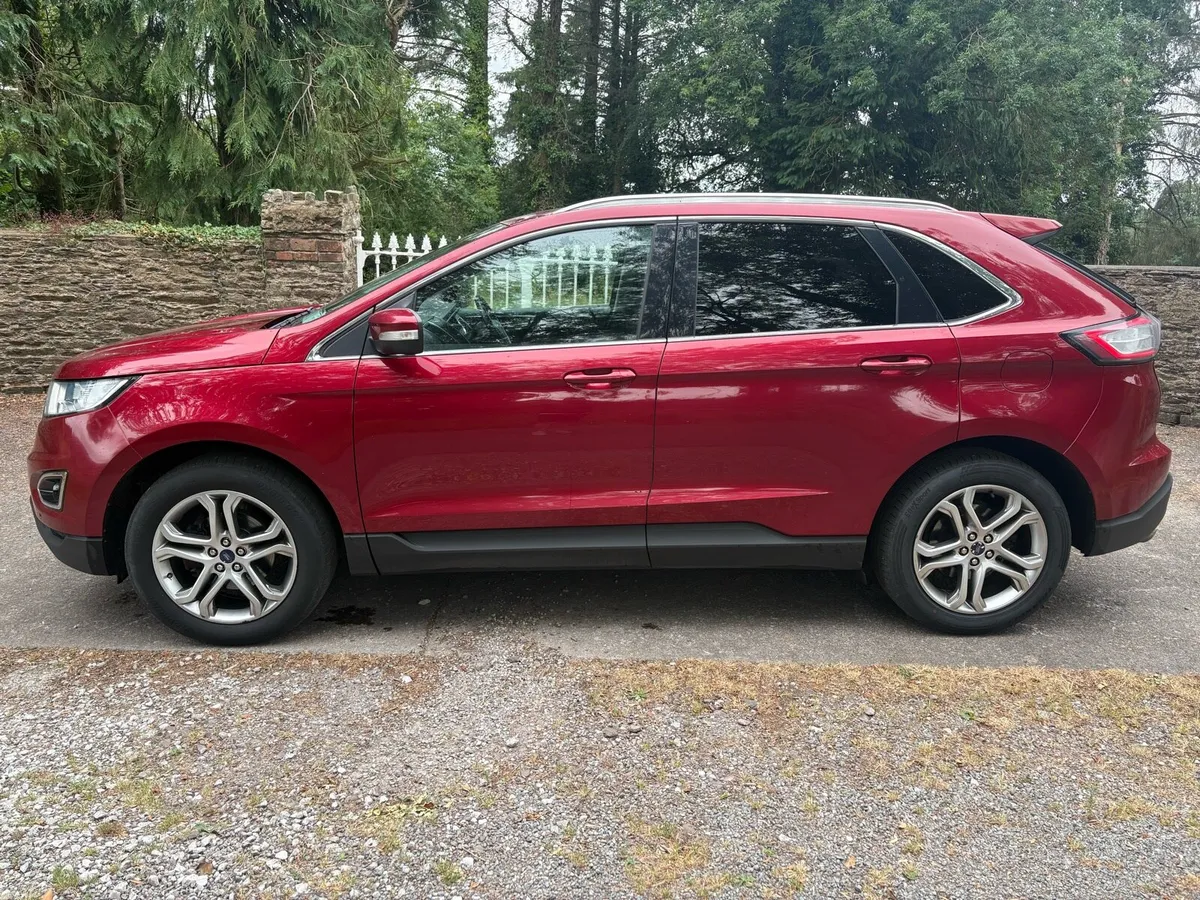 FORD EDGE 4x4 SUV - Image 4