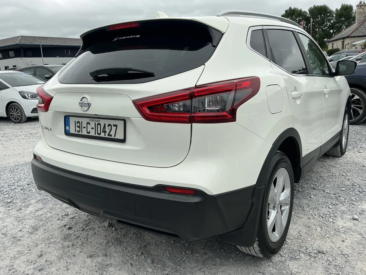 2019 NISSAN QASHQAI 1.3 PETROL PANORAMIC ROOF - Image 6