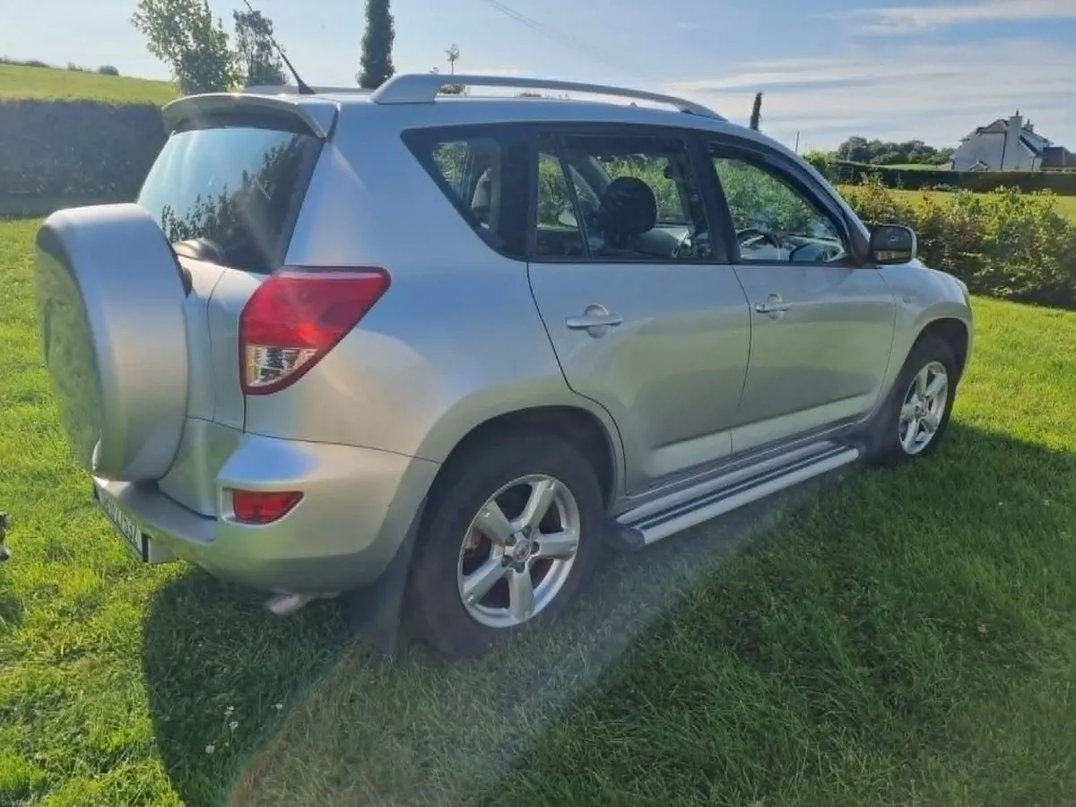 Toyota RAV4 2008 - Image 4