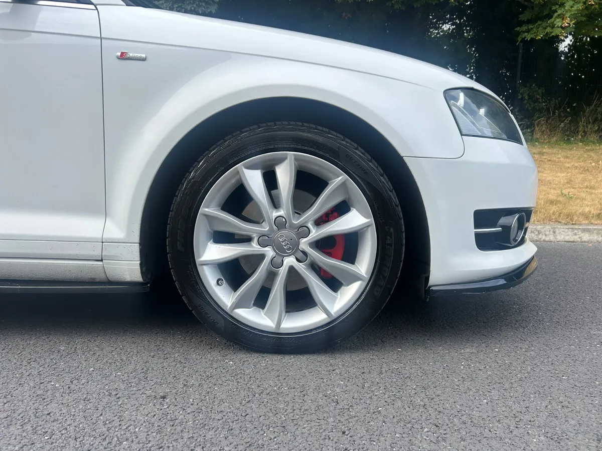 Audi A3 2011 CONVERTIBLE (NCT 02/27 TAX 01/27) - Image 4