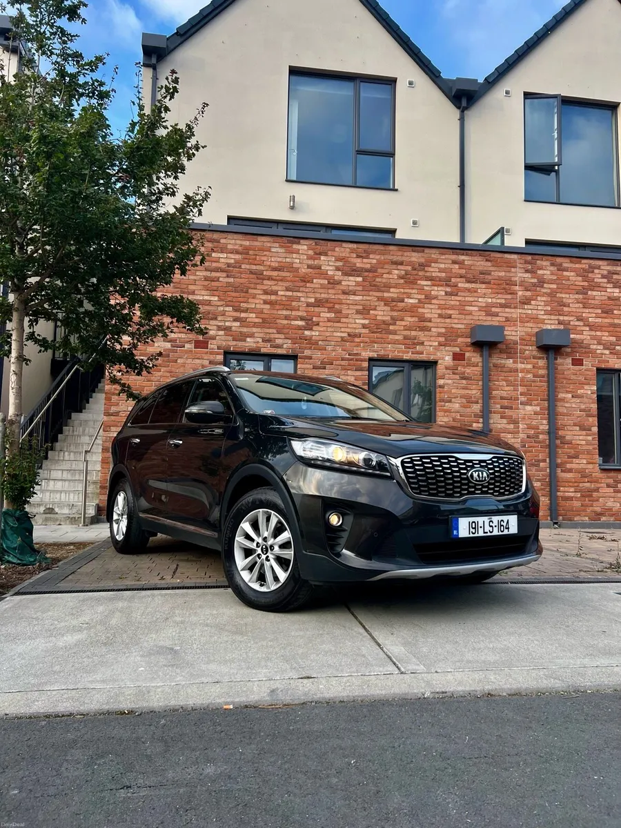 Kia Sorrento - Image 2