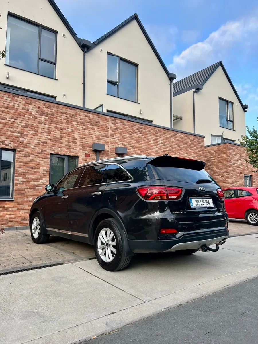 Kia Sorrento - Image 4