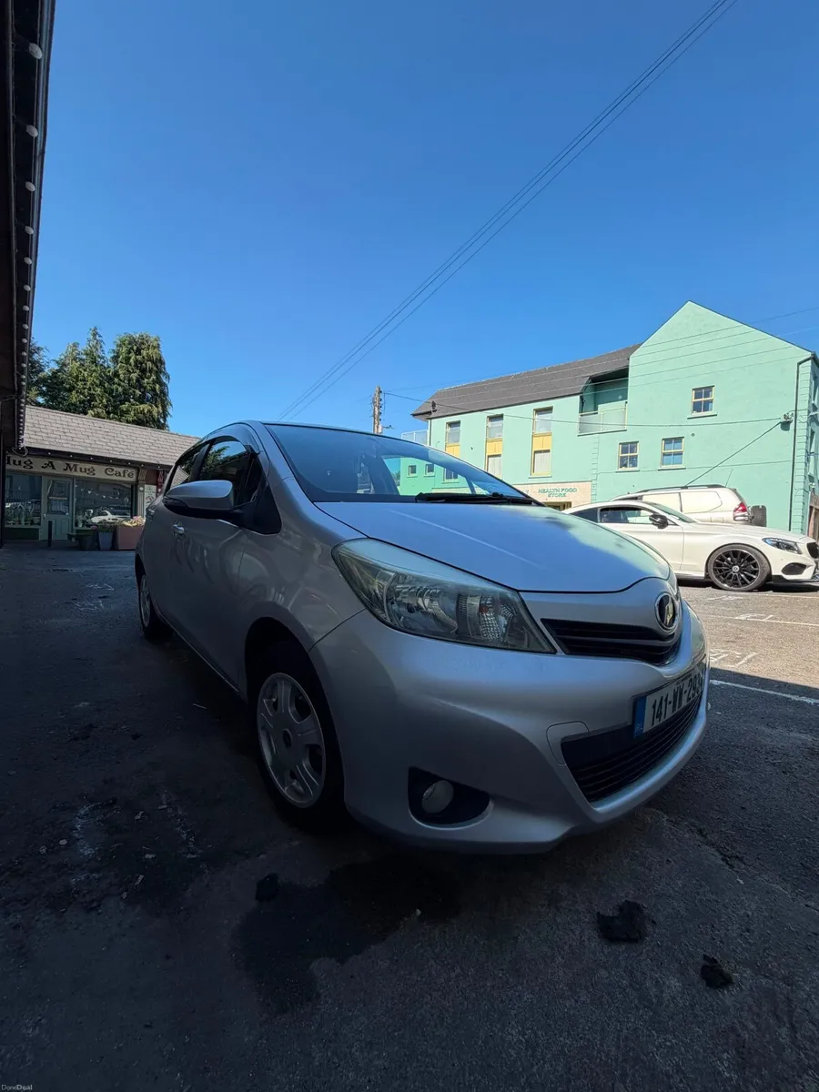 Toyota Vitz 2014 - Image 4