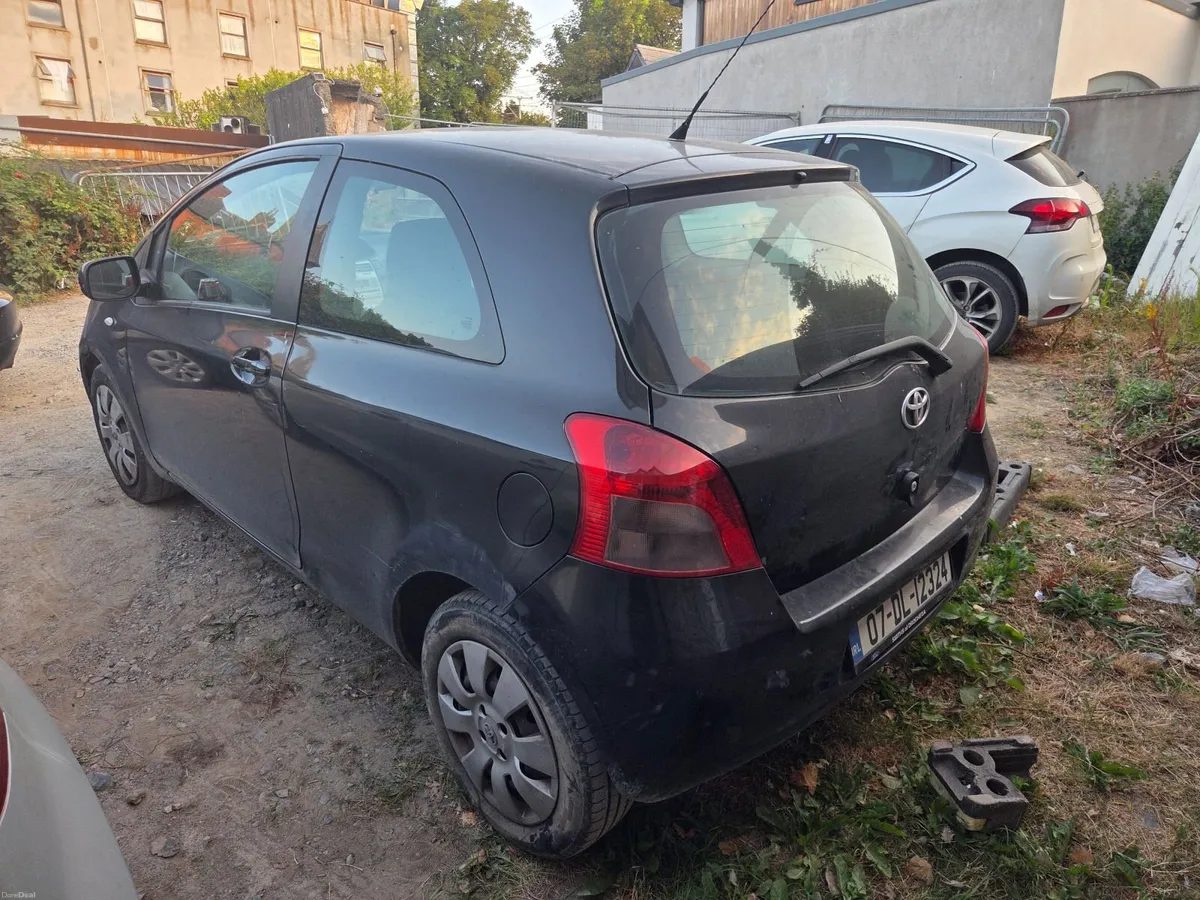 Toyota Yaris 2007 - Image 6