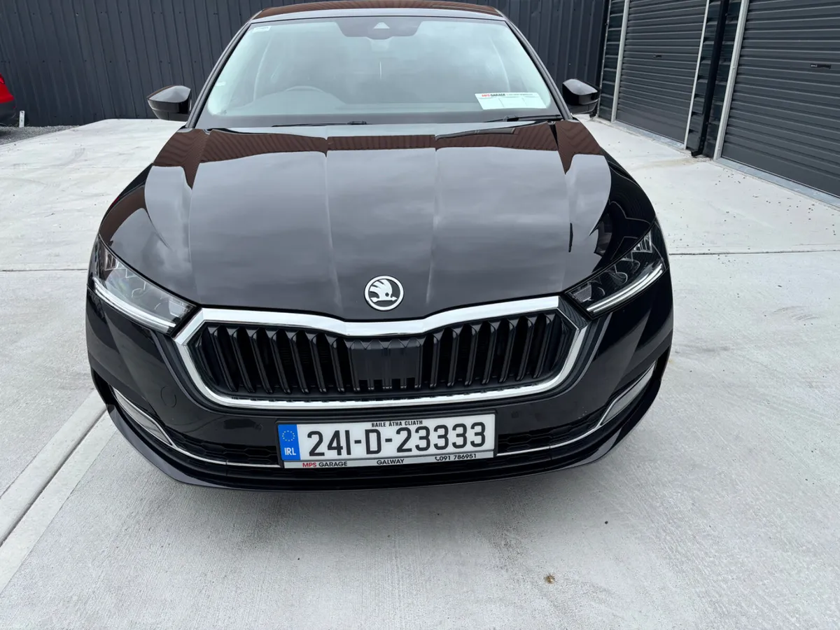 2024 Skoda Octavia Style 1.0 TSI MHEV 110 HP DSG - Image 3