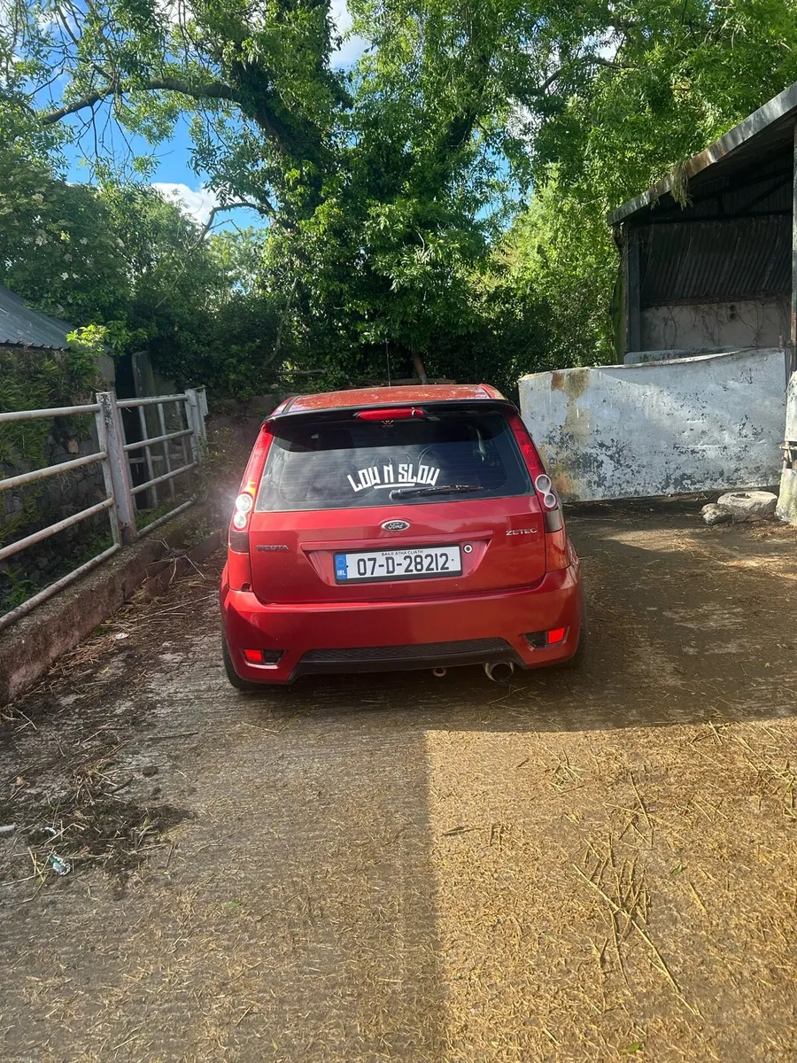 Fiesta zetec** - Image 1
