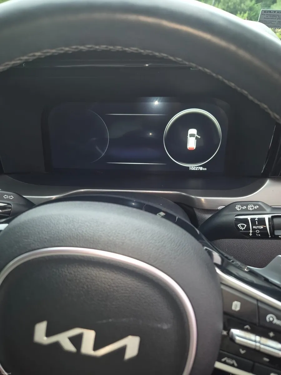 2023 Kia Sorento - Image 6