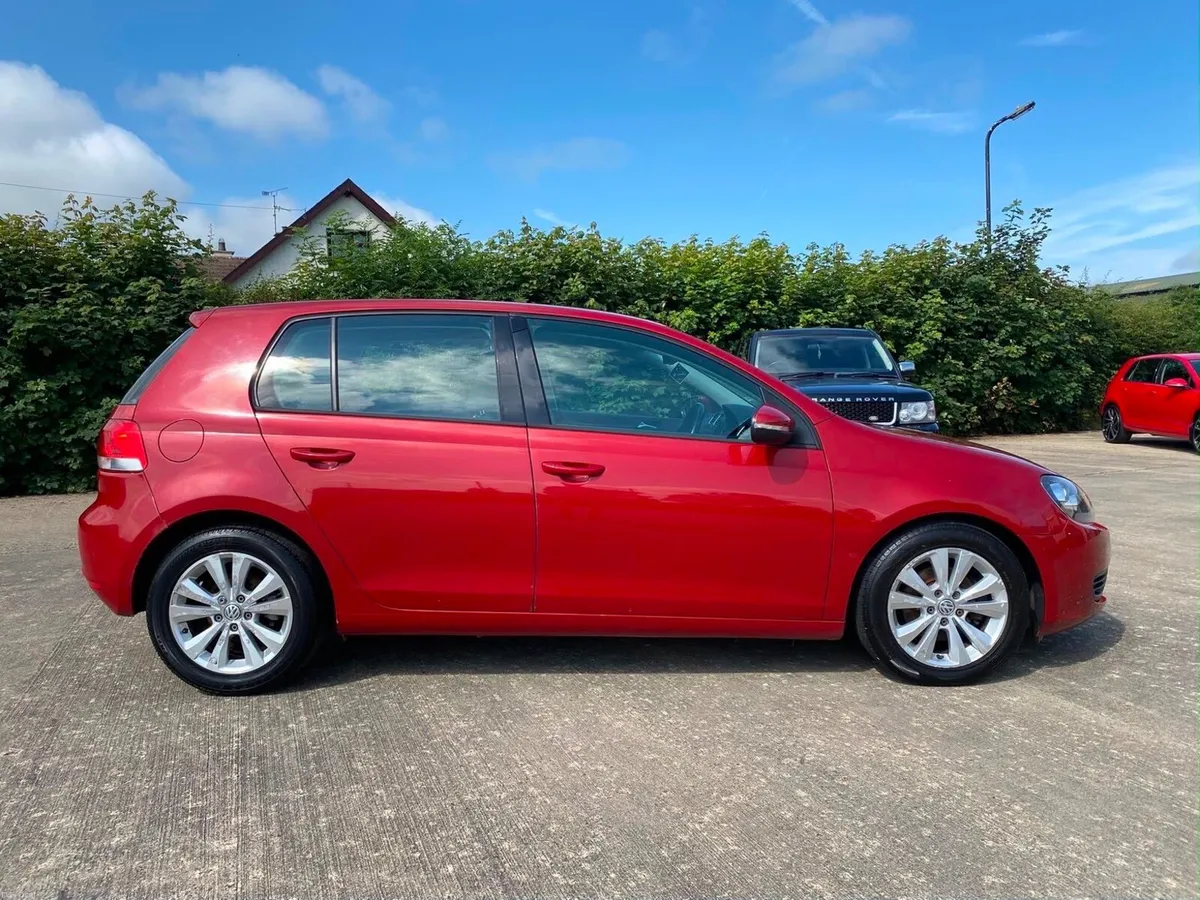 Volkswagen Golf 2011 - Image 4
