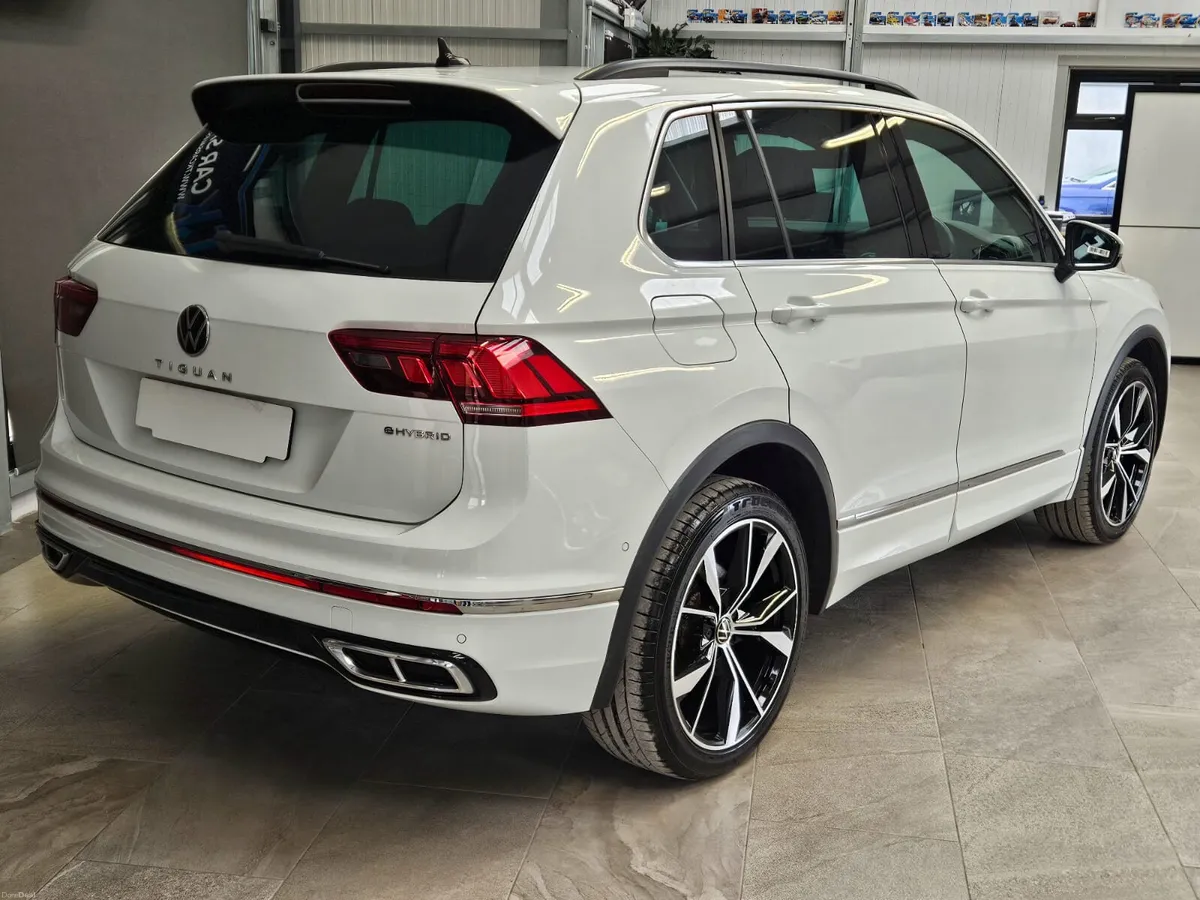 23 VOLKSWAGEN TIGUAN PETROL PLUG IN HYBRID - Image 2