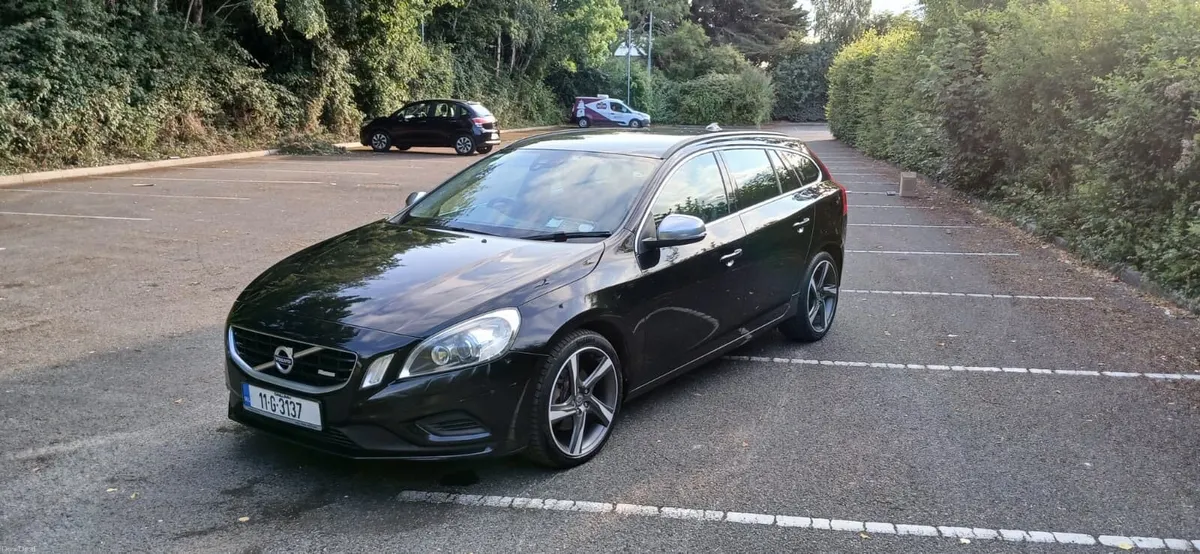 2011 Volvo V60 R-Design 2.0D Manual – Fresh NCT - Image 1
