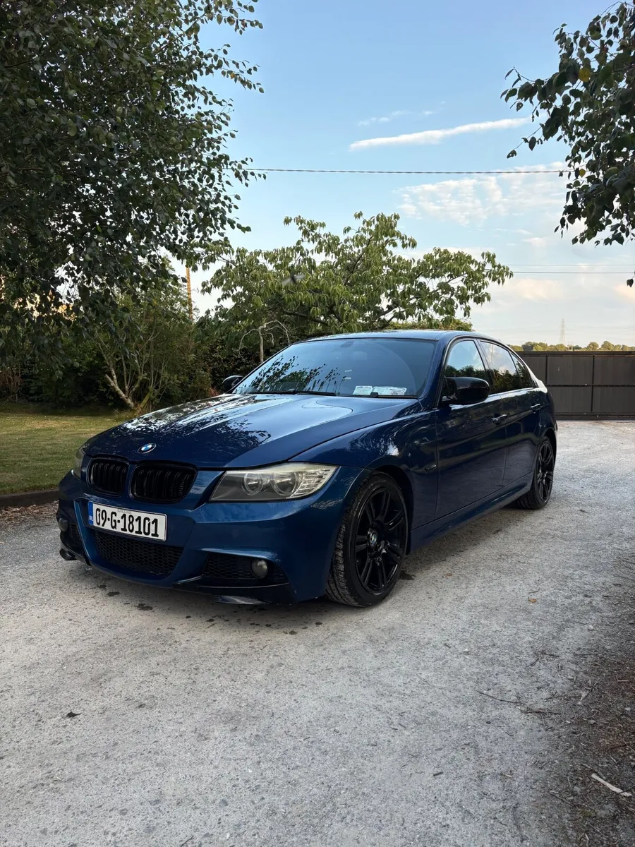 BMW E90 M-Sport 2009 - Image 1
