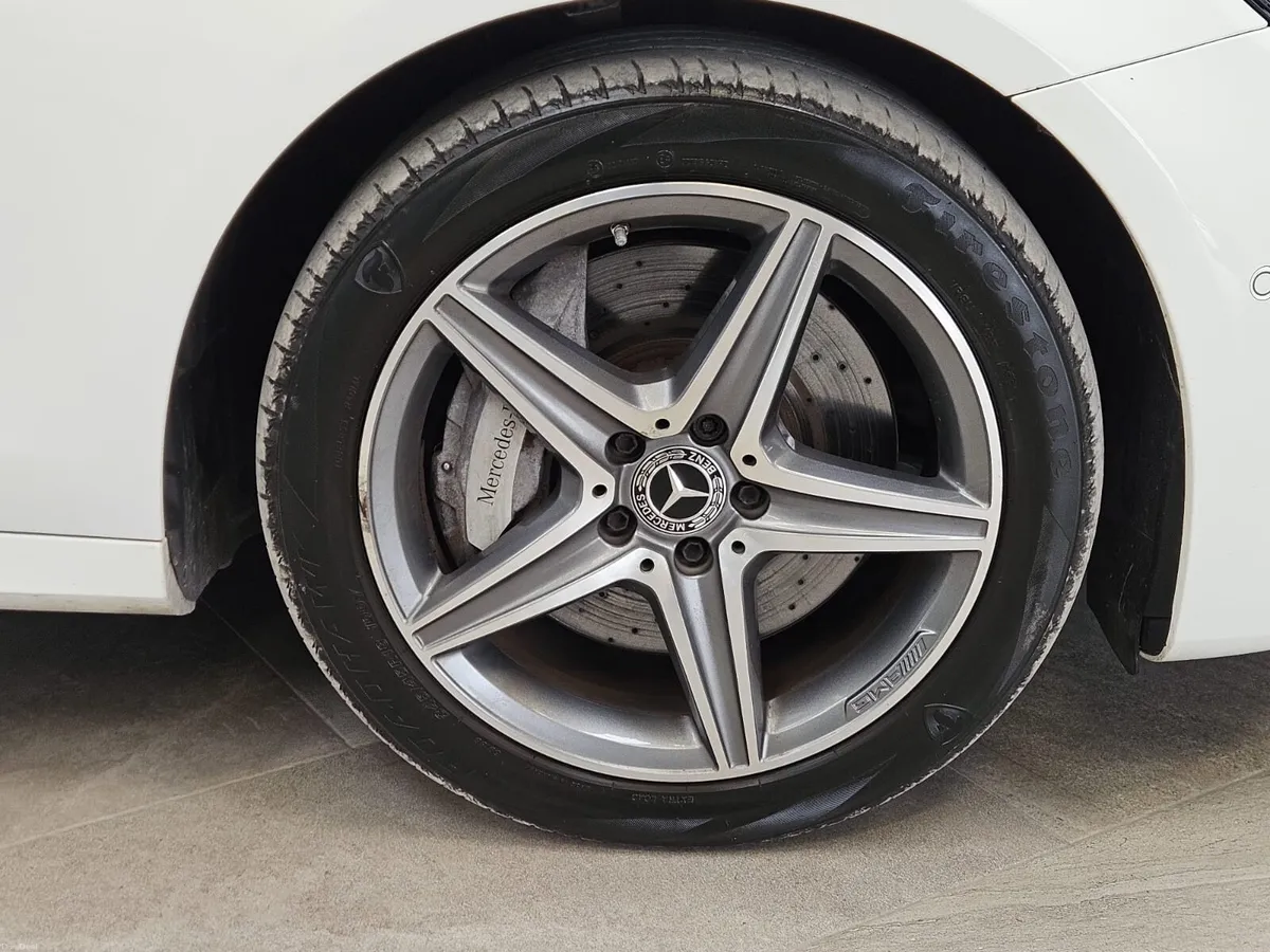 20 MERCEDES E300 E AMG LINE PREMIUM EDITION 320 BH - Image 6
