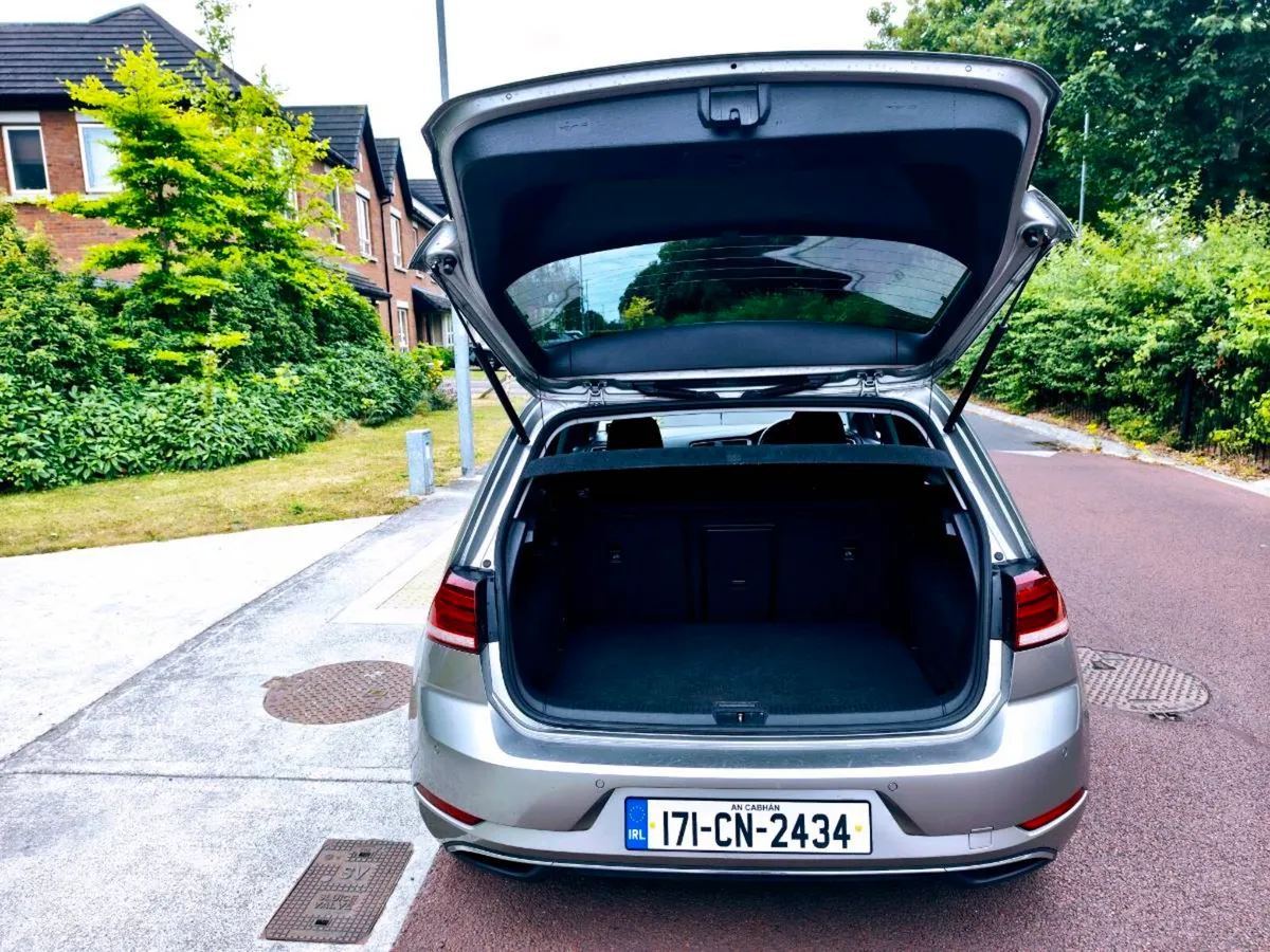 Golf 7.5 new Nct 2years good spec low kilometers - Image 4
