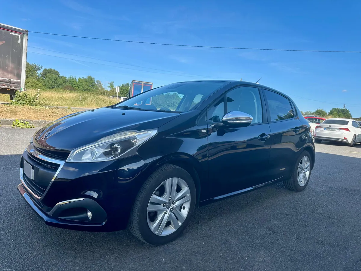 PEUGEOT 208 1.2L Automatic Very low Mileage - Image 6