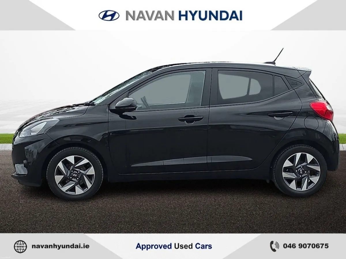 Hyundai i10 Deluxe Plus Auto - Image 4