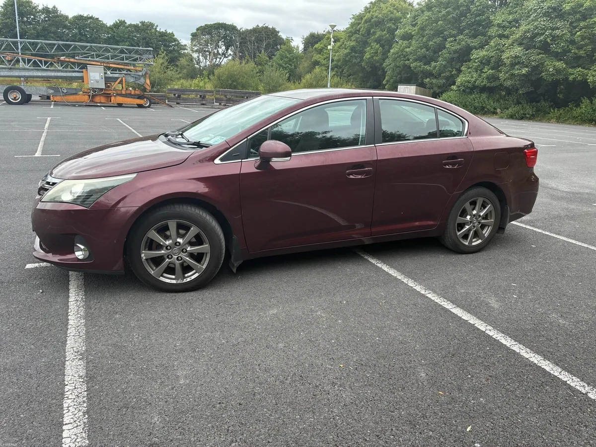 2012 Toyota Avensis 2.0 D4D - Image 3
