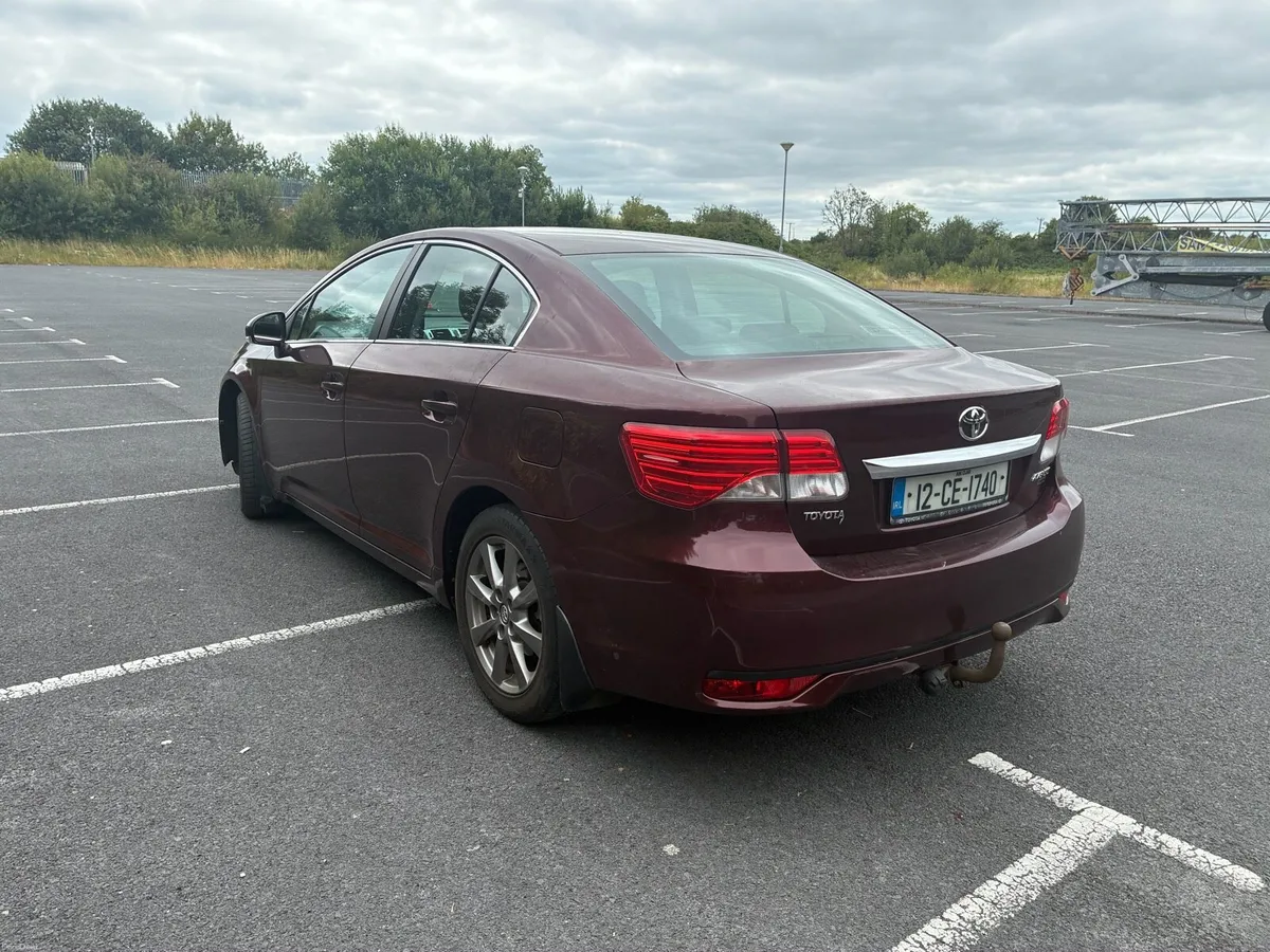 2012 Toyota Avensis 2.0 D4D - Image 4