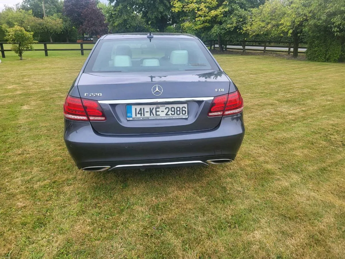 Mercedes E220D - Image 5