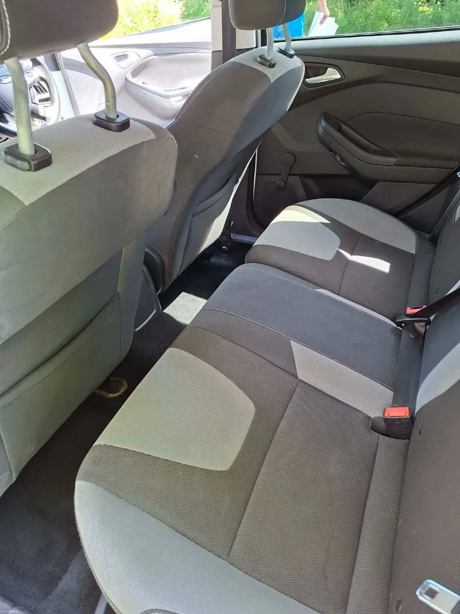 Ford Focus 2012 - Image 5