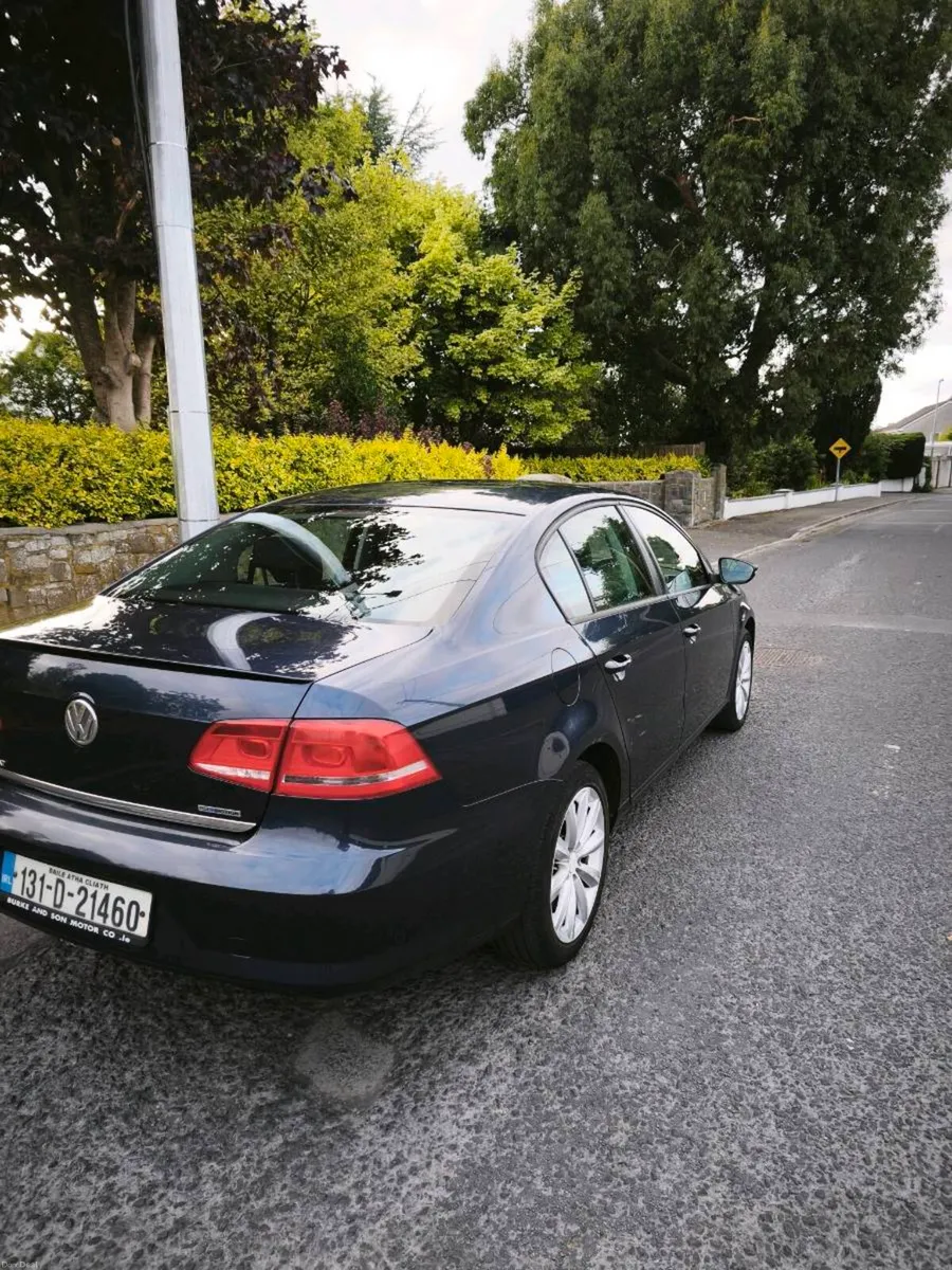 Car - Image 1