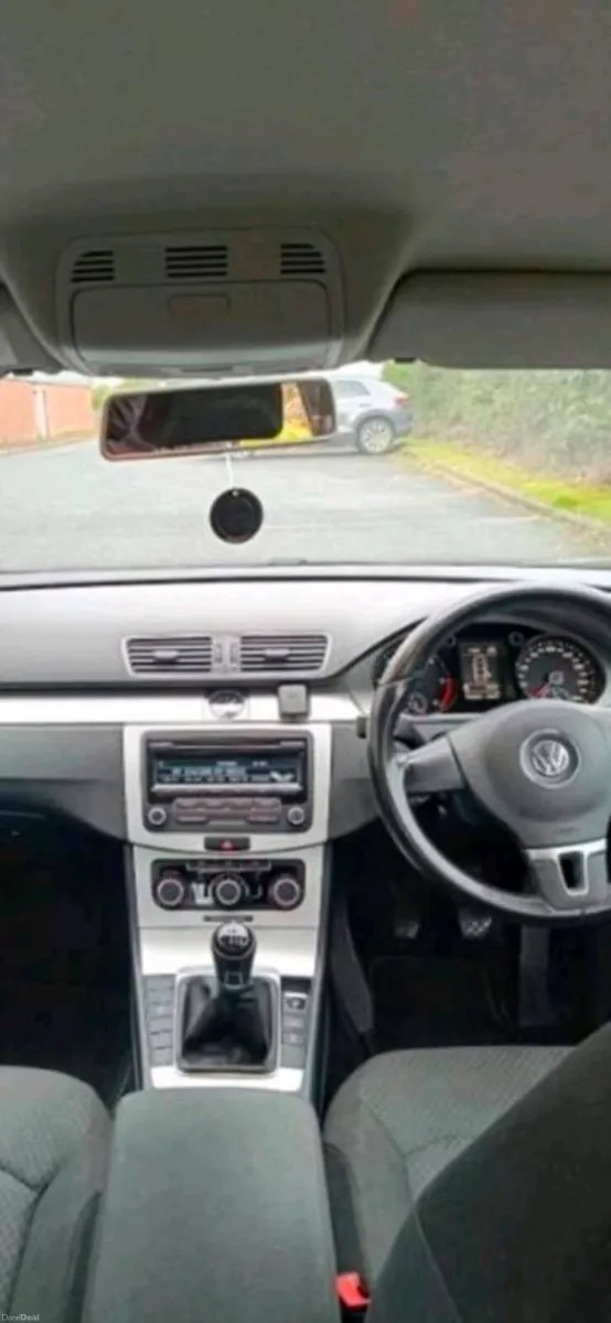Car - Image 6