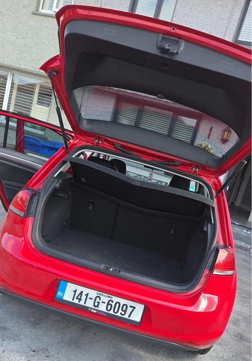 Volkswagen Golf - Image 4