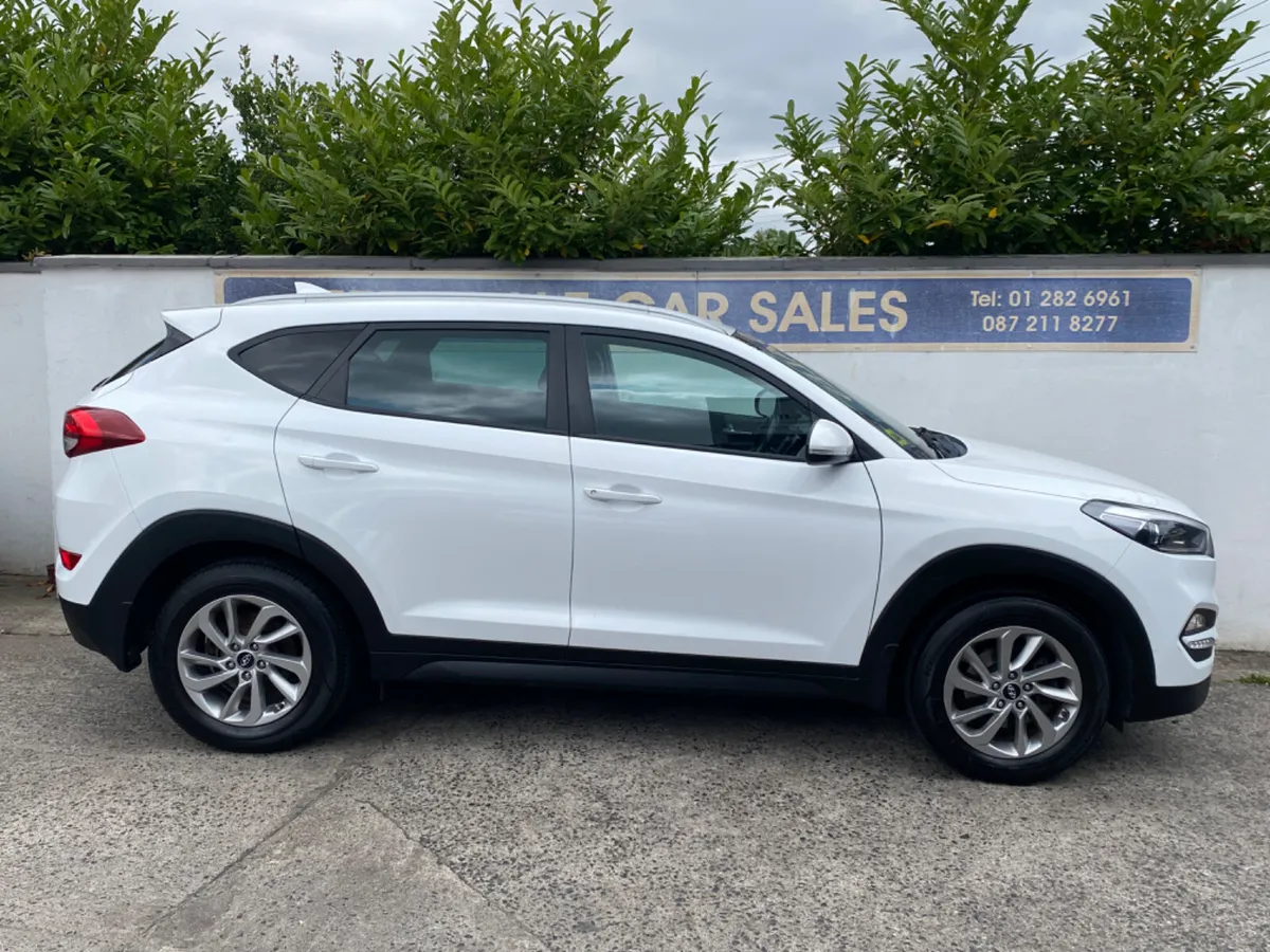 Hyundai Tucson  Executive Dsl 1 owner nct 5/27 - Image 6