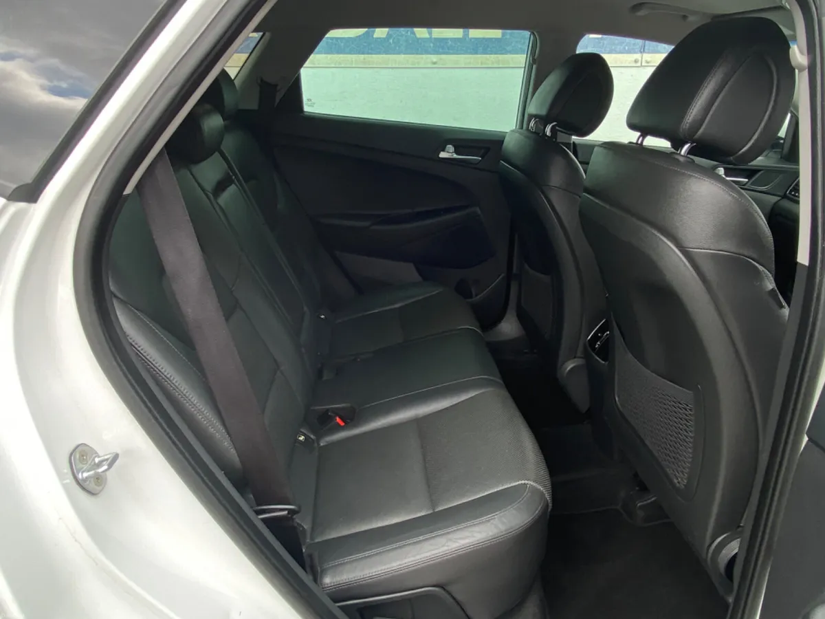 Hyundai Tucson  Executive Dsl 1 owner nct 5/27 - Image 5