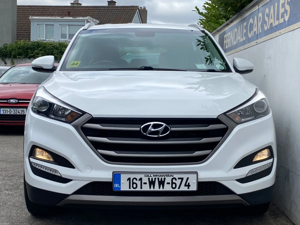 Hyundai Tucson  Executive Dsl 1 owner - Image 2