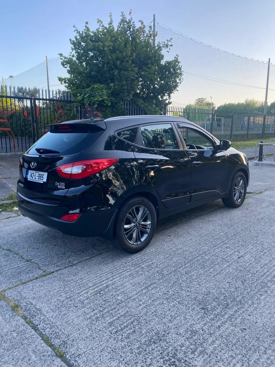 Car - Image 5