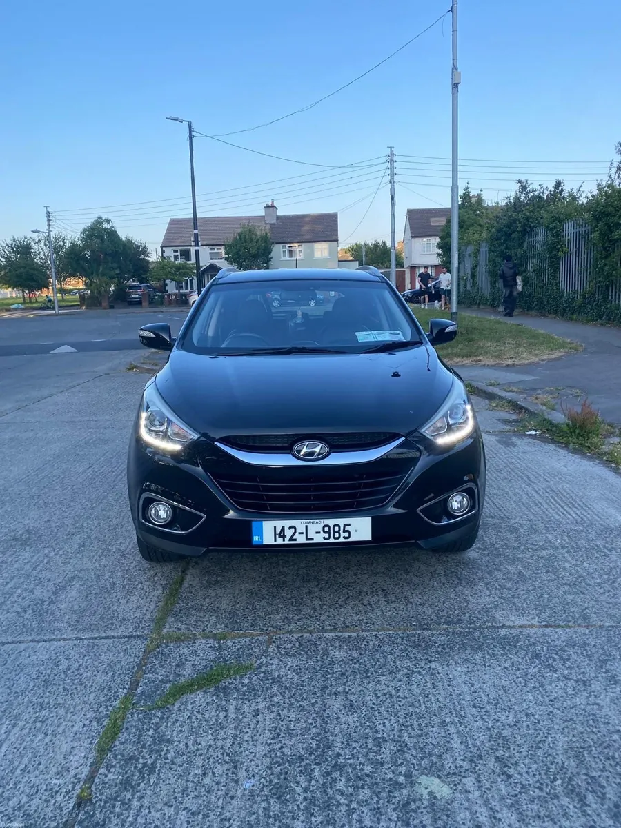 Car - Image 1