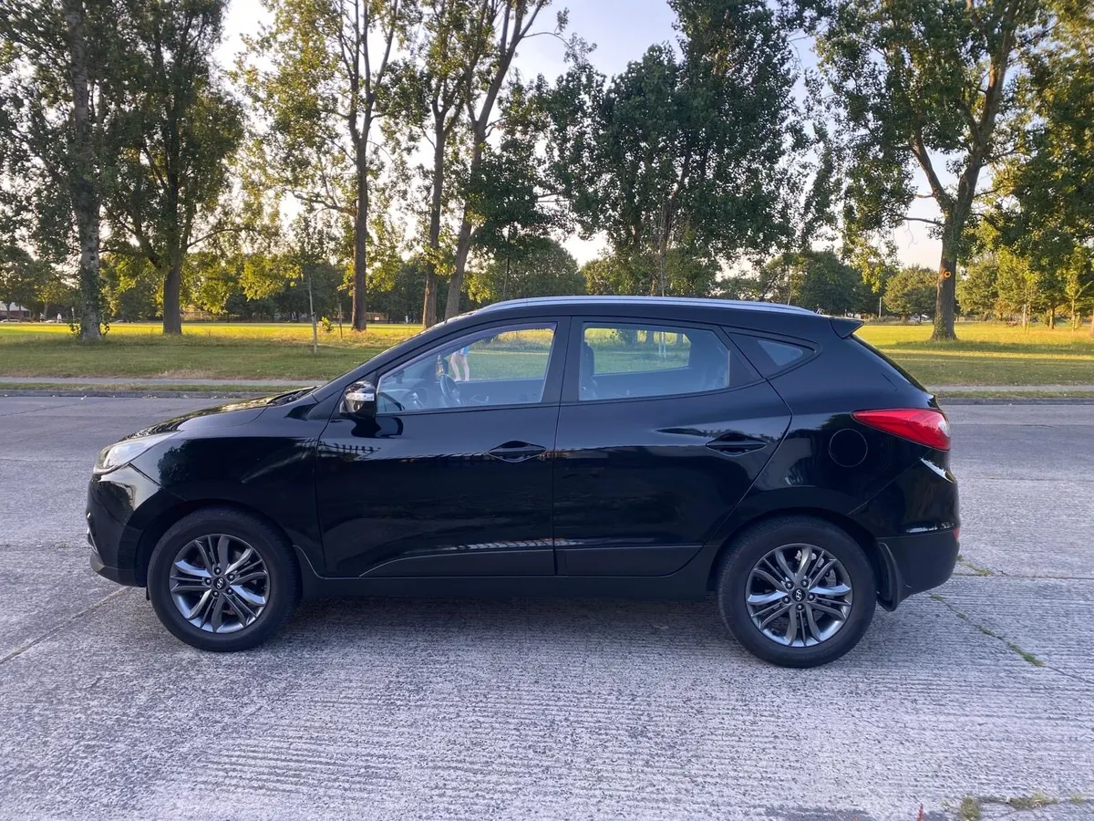 Car - Image 3